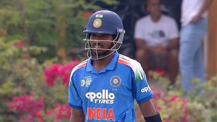 Aaron George against Pakistan in Asia Cup