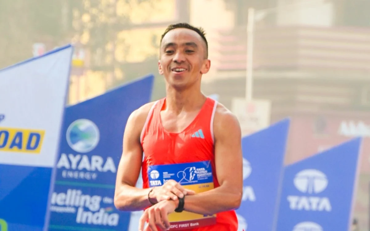 Anish Thapa, winner of Mumbai Marathon