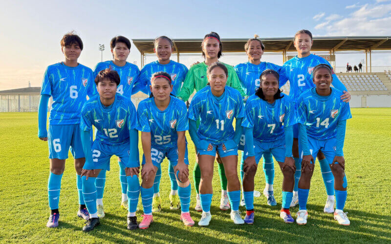 Blue tigresses