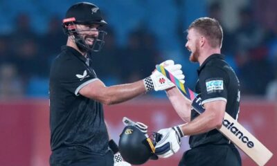 New Zealand batters Daryl Mitchell and Glenn Phillips