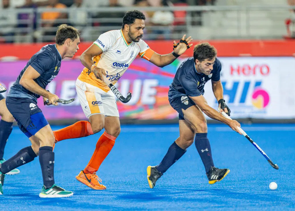 India lose to Argentina 8-0