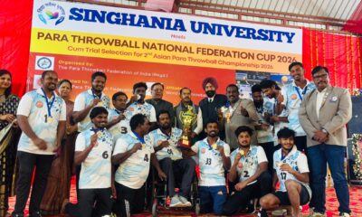 AP para throwball team