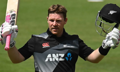 Tim Seifert of New Zealand