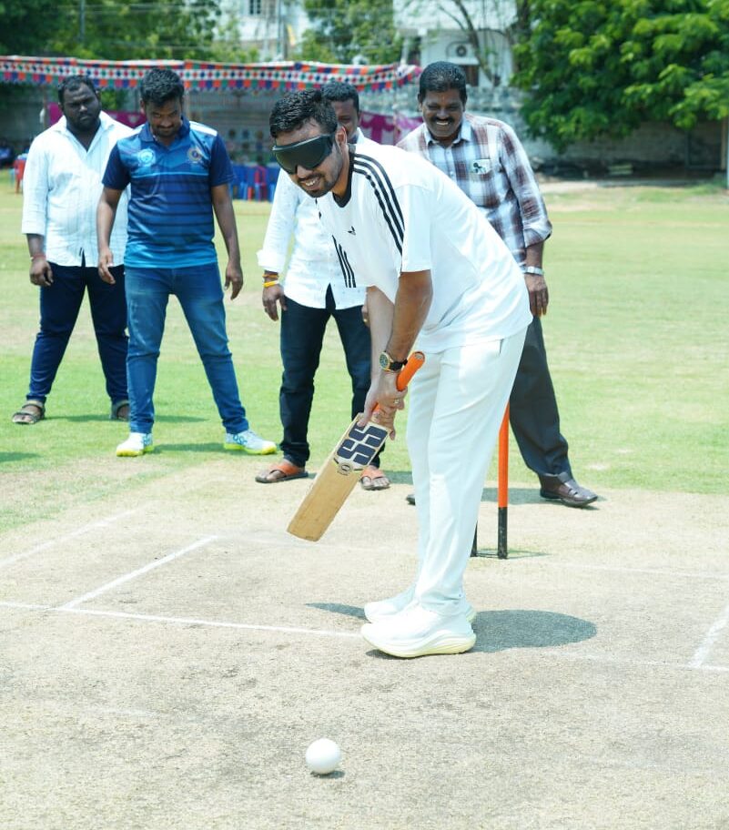 Guntur joint collector Ashutosh Srivastava