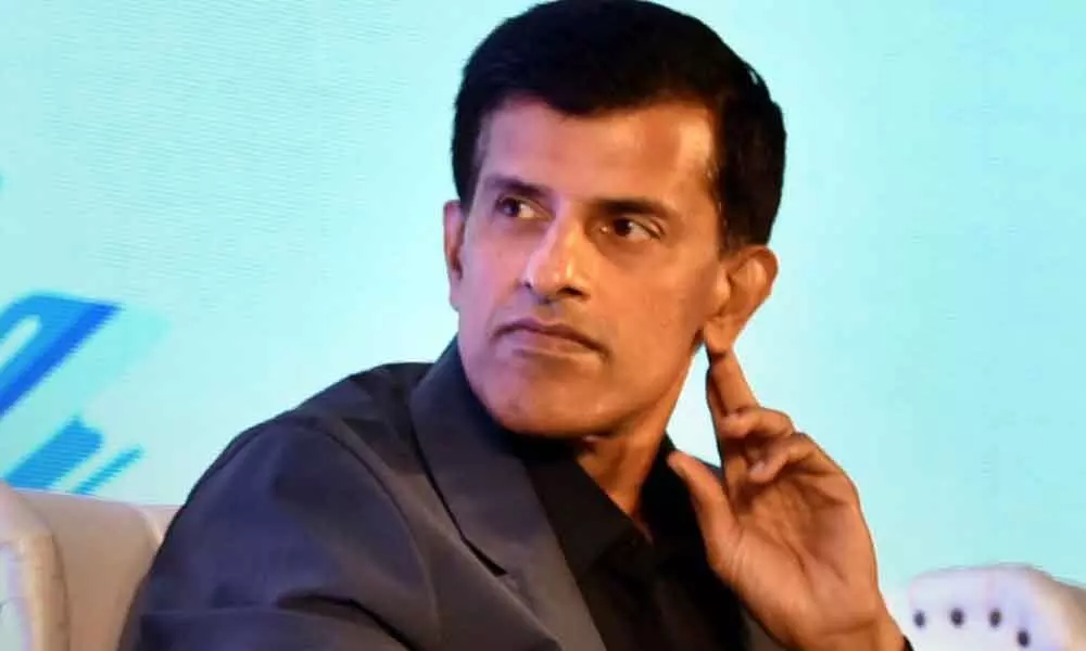 Vimal Kumar consoles Lakshya Sen