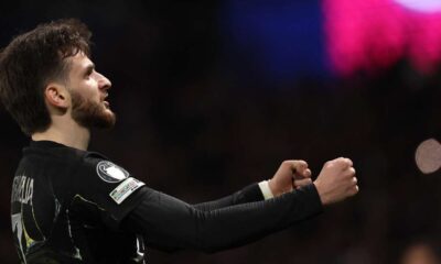 Khvicha Kvaratskhelia helps PSG beat Chelsea 5-2