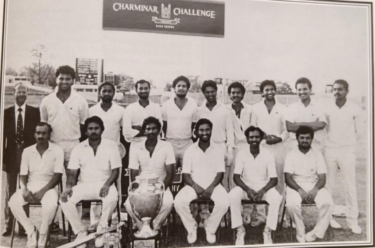 Hyderabad Ranji team which won the trophy in1986-87