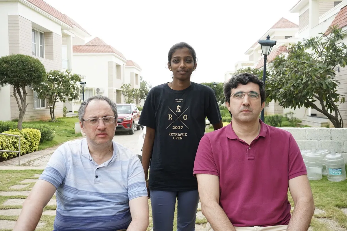 Vaishali with Boris Gelfand and Vladimir Kramnik