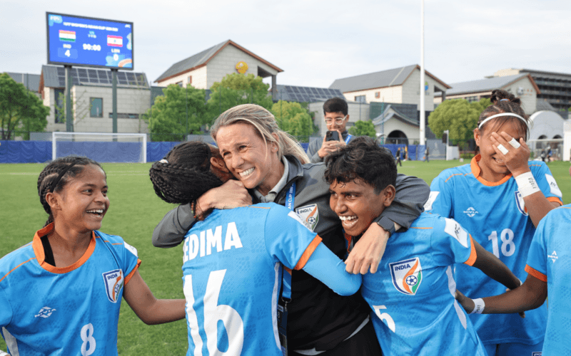 Pamela Conti and the Indian players