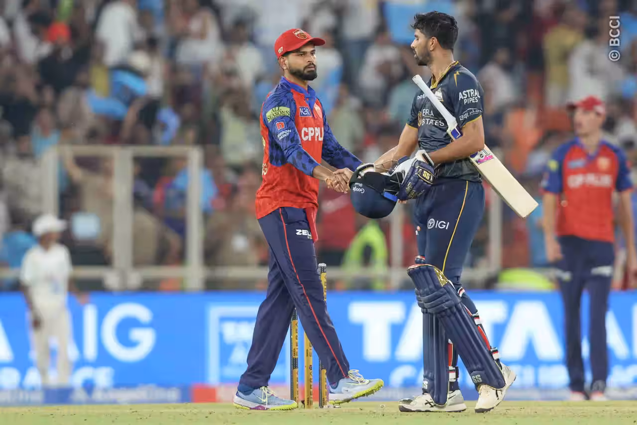 Titans Washington Sundar with Punjab's Shreyas Iyer