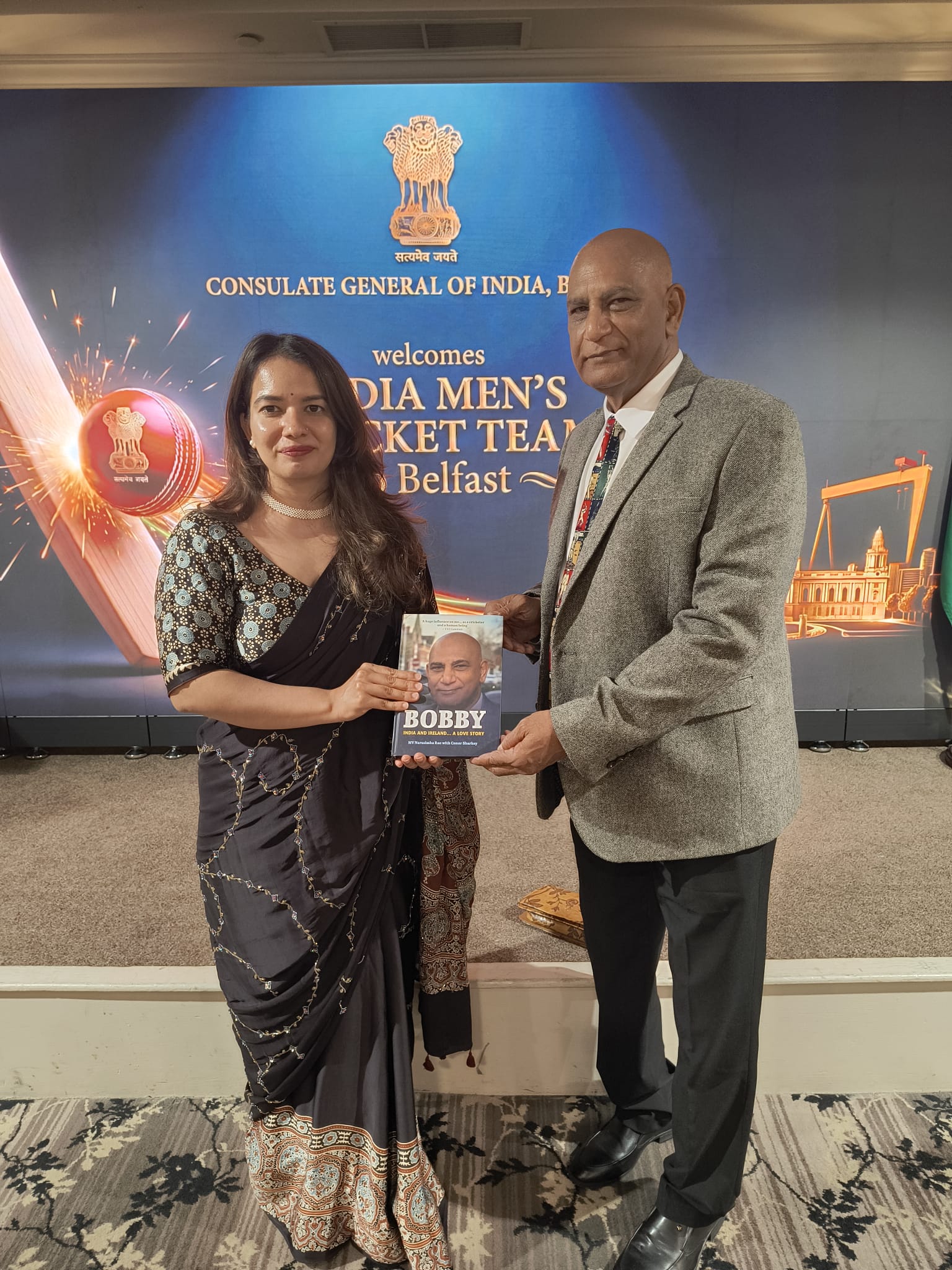 MV Narasimha Rao with Consul General of India Kiran Khatri