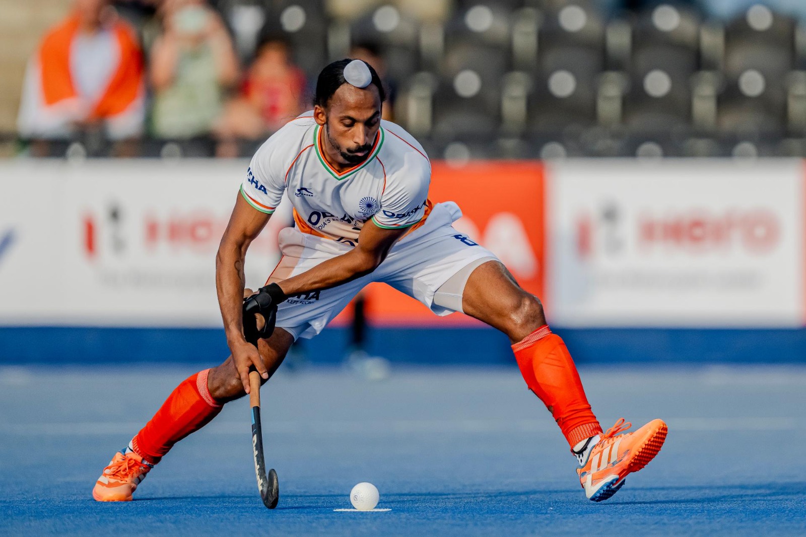 India soar to great heights against Pakistan