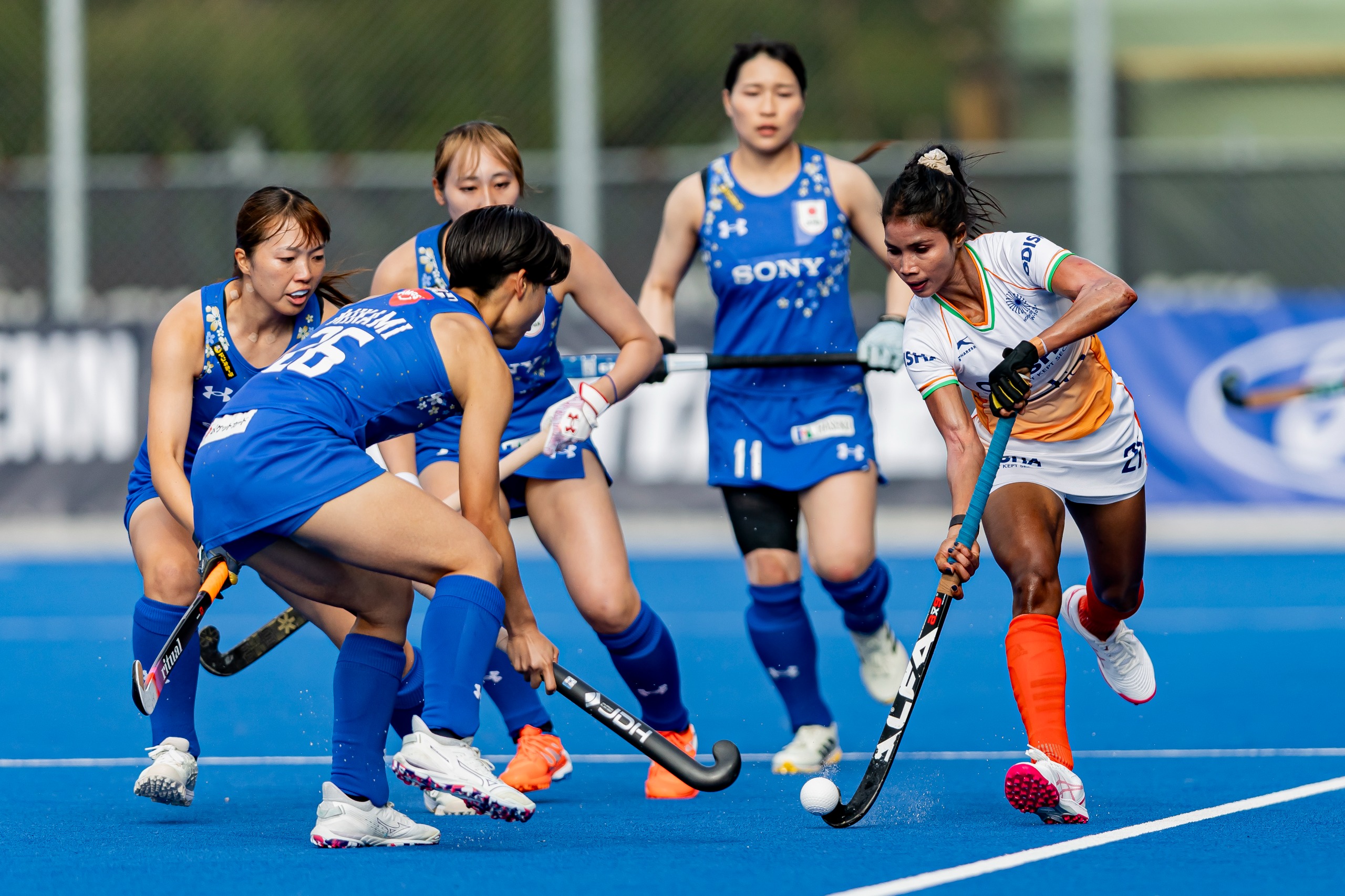 India beat Japan 2-1