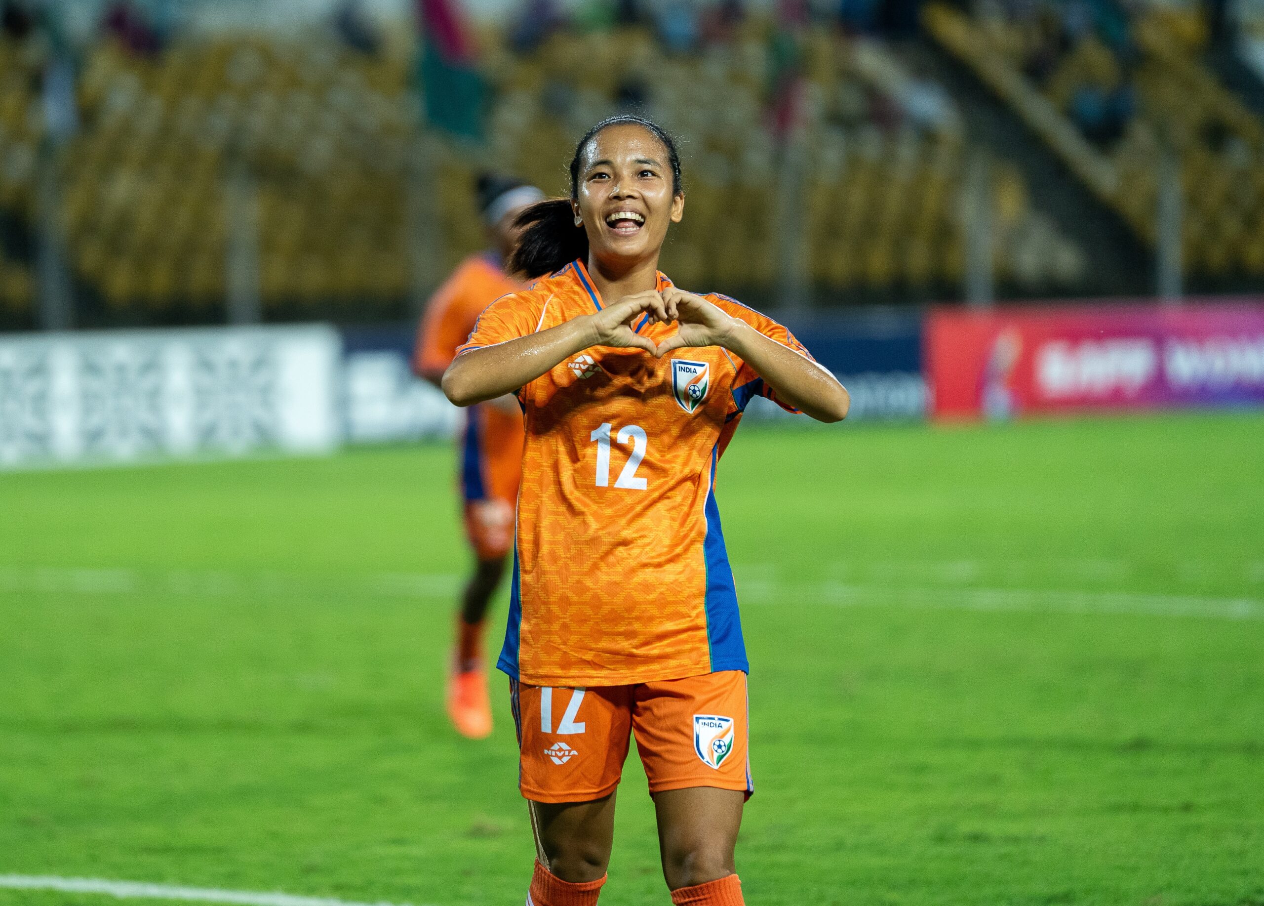 Lynda Kom Serto