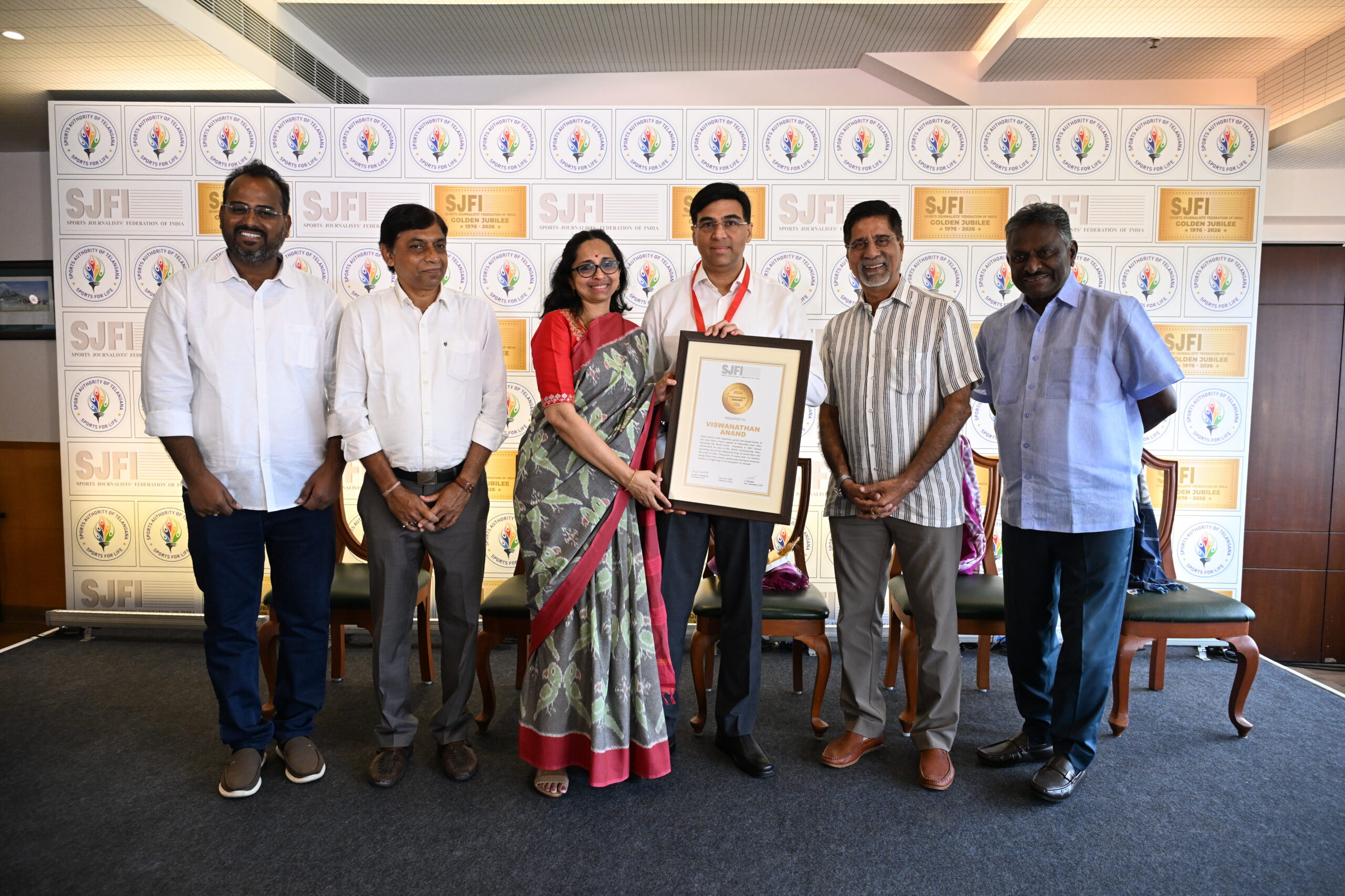 Viswanathan Anand and Krishnamachari Srikkanth