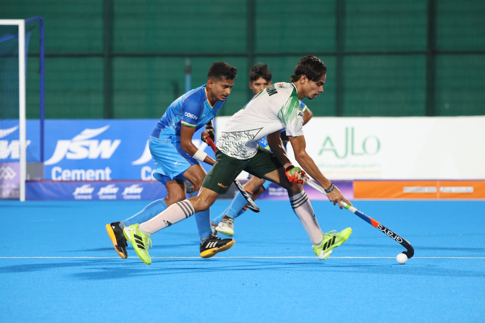 Indian men reach final