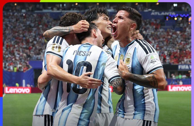Lionel Messi's Argentina tame Egypt, reach quarters
