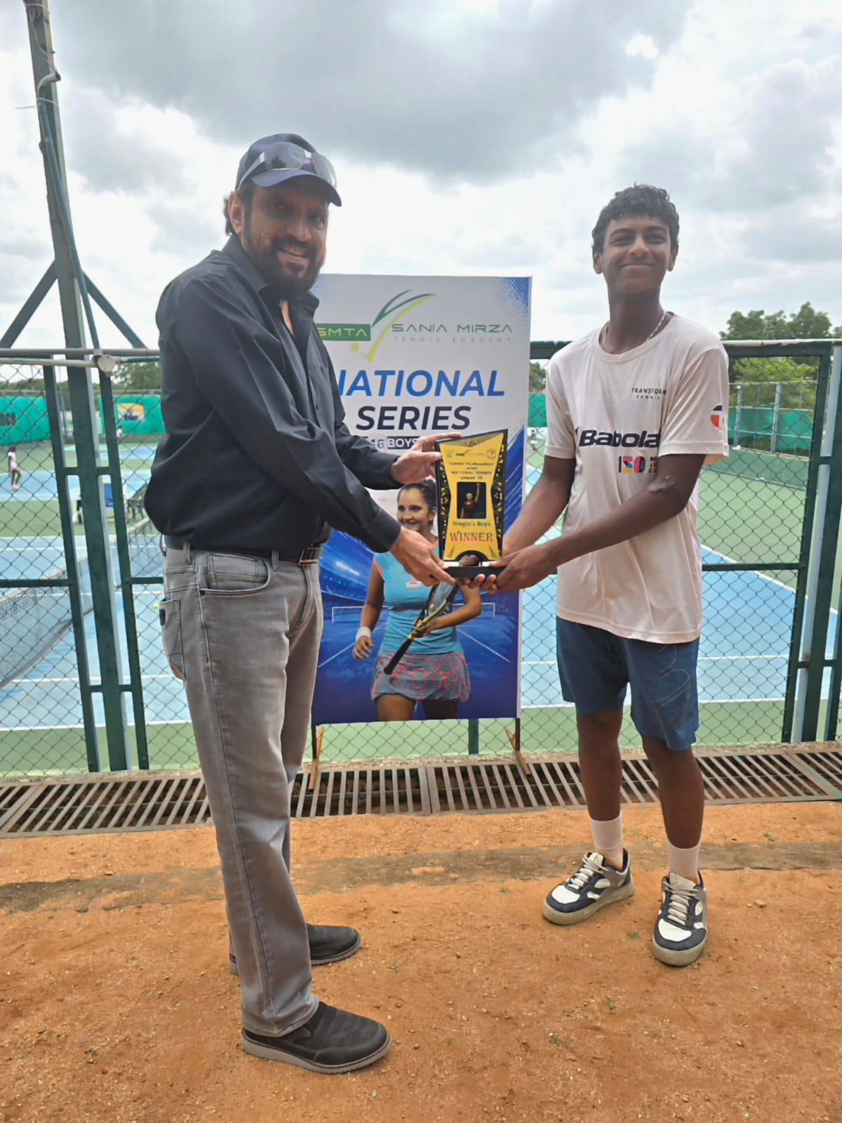 Parthiv and Aniha win boys and girls’ singles titles at AITA National Series