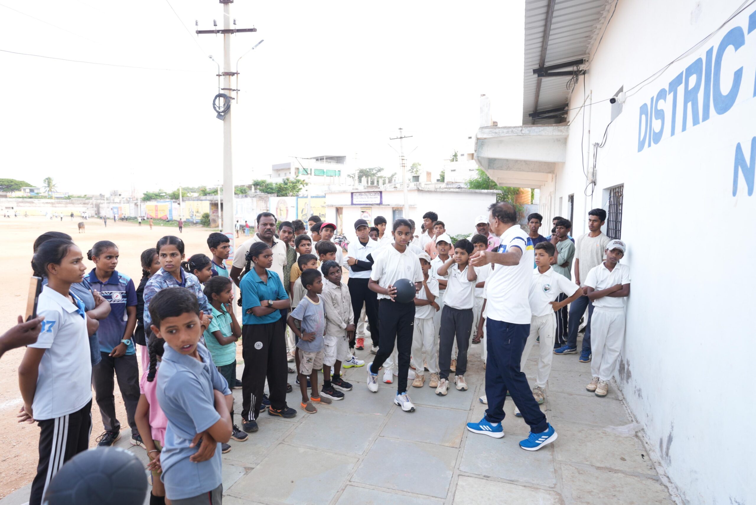 Telangana Sports Knowledge on Wheels receives enthusiastic response across districts