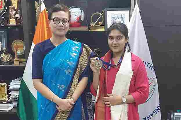 Esha Singh and Dr A Sonibala Devi