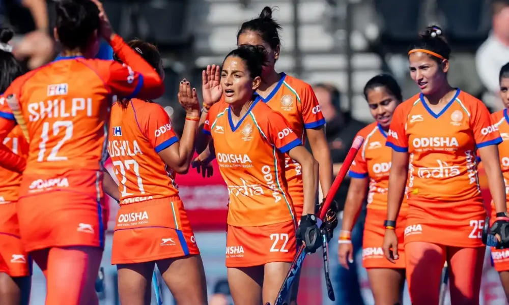 Indian women hold England