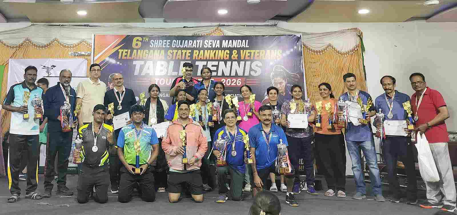 Kiran Kumar and A Sonal won the men's and women's singles 40+ titles
