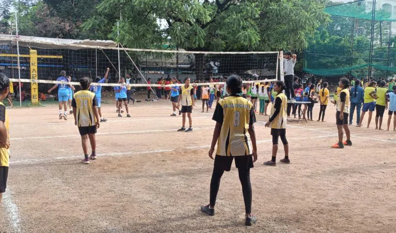 HPS girls defeated Takshasila PS