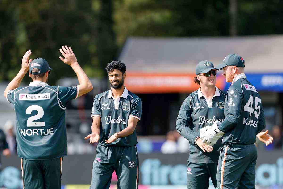 Jai Moondra took three wickets for Rotterdam Dockers 