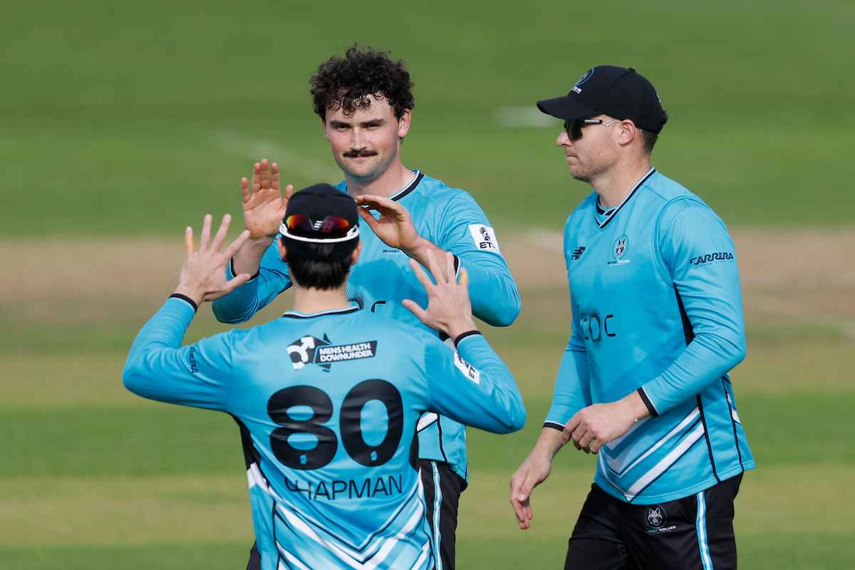 Matthew Humpreys bowled Belfast Wolves to victory
