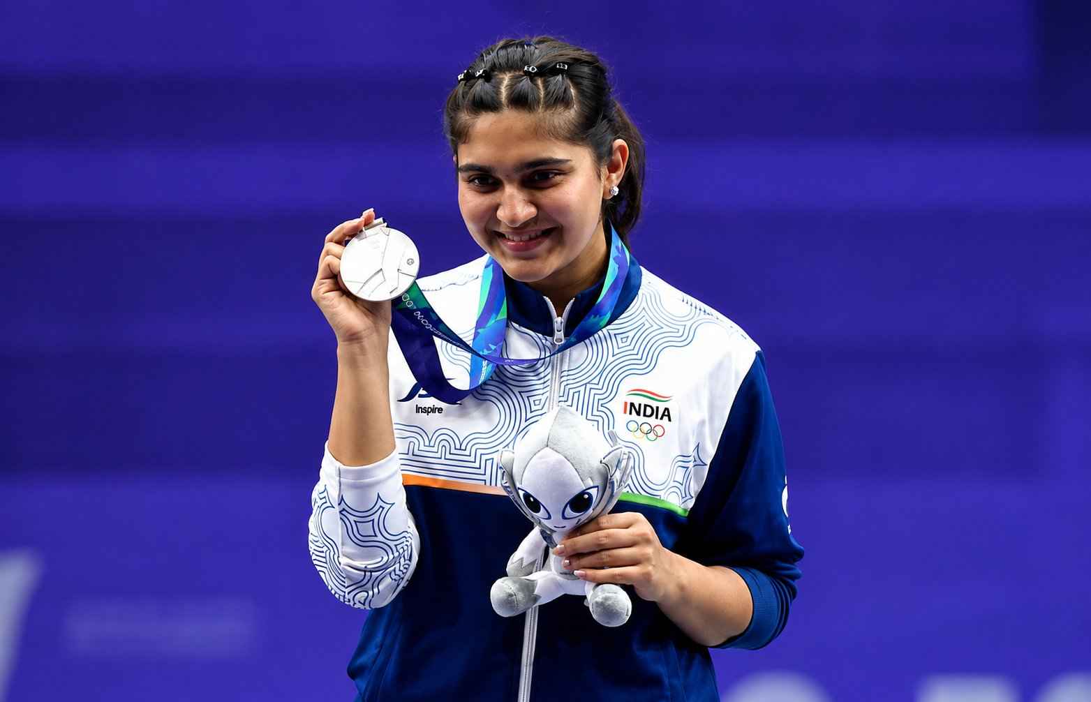 Esha’s grit shines through as she clinches silver after thrilling 25m pistol final