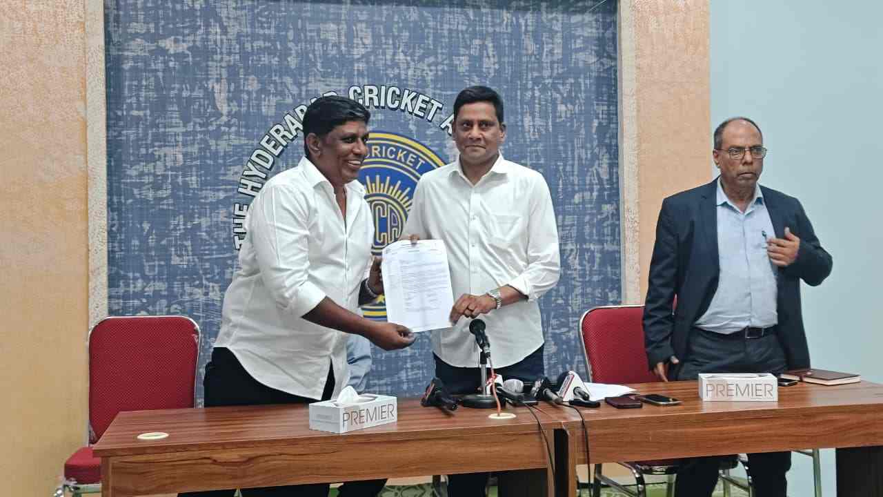 TCJAC chairman Jimmy Babu give a representation to HCA secretary M Jeevan Reddy