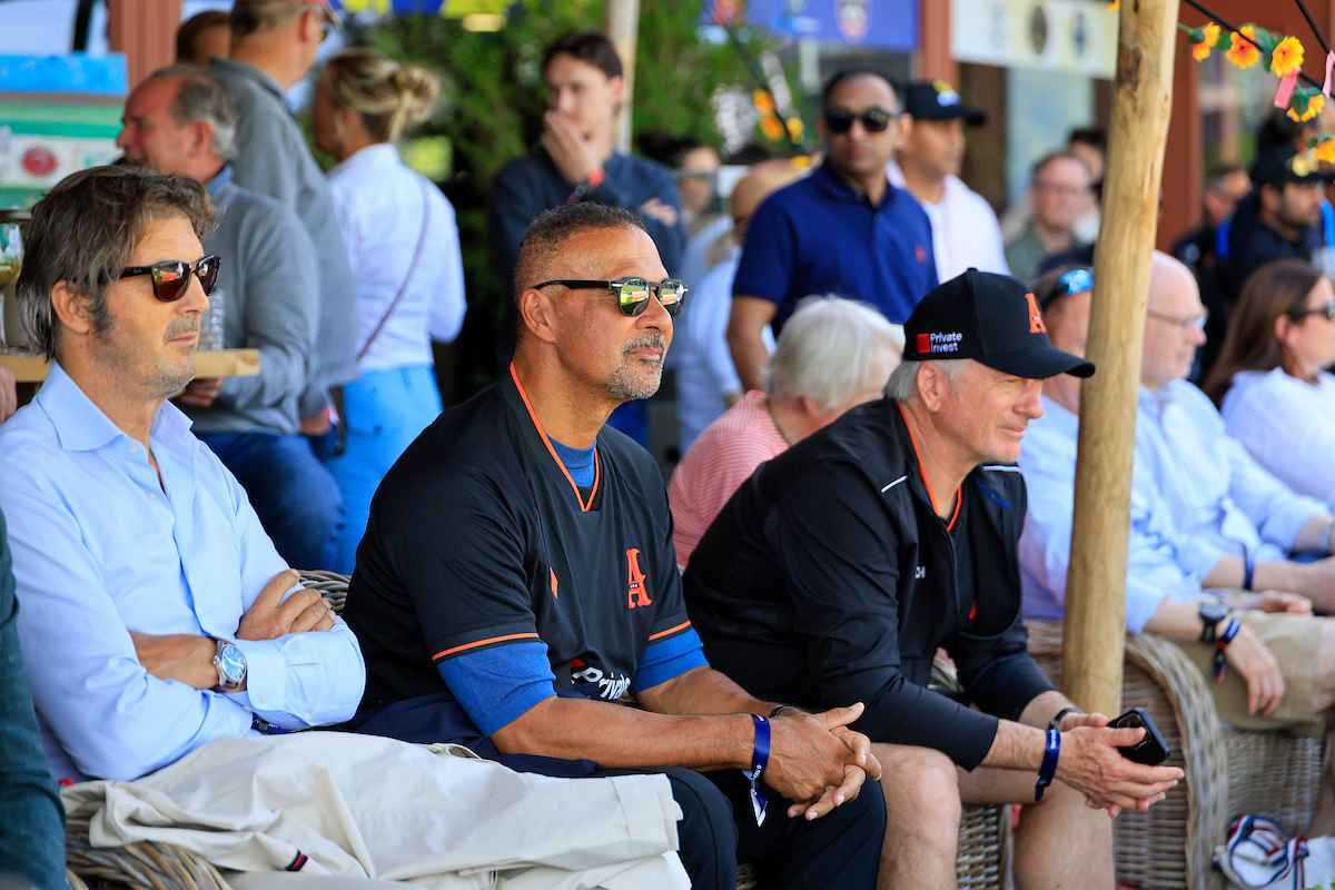 Ruud Gullit watches ETPL game live
