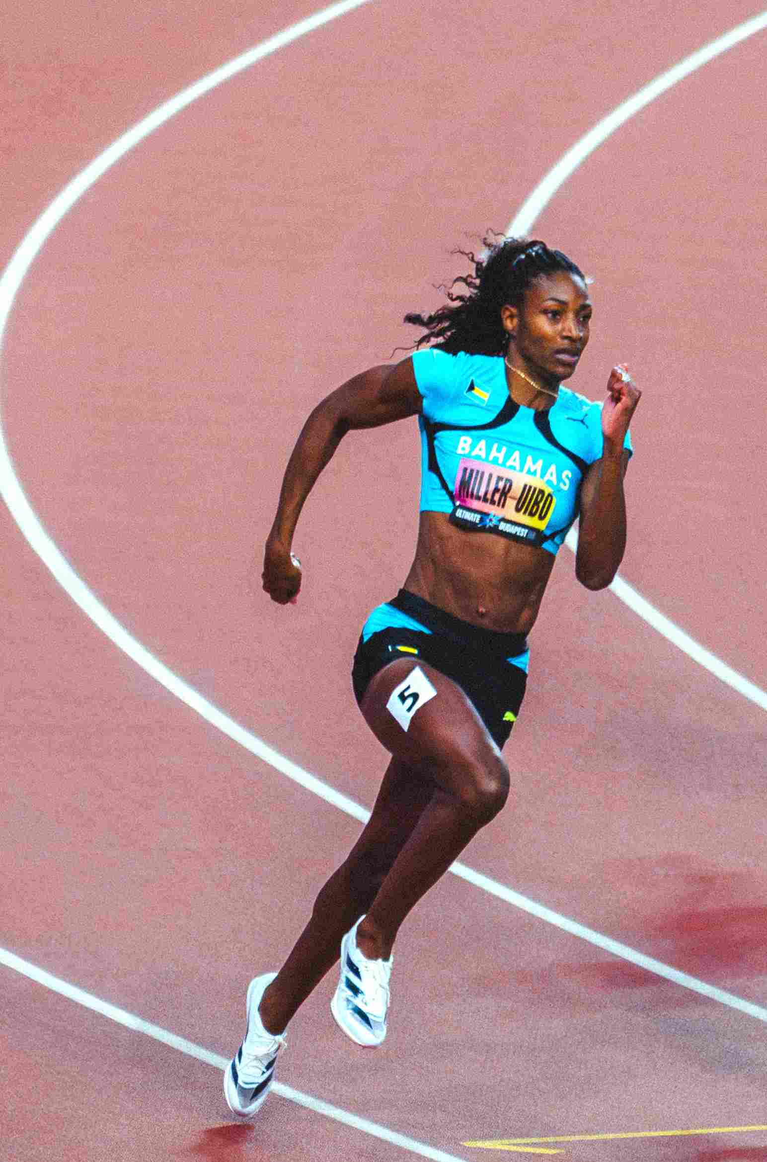 Two-time Olympic champ Shaunae is international event ambassador for Vedanta Delhi Half Marathon 2026