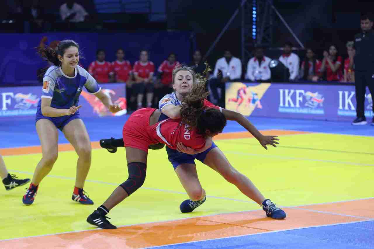 Scotland defeated England