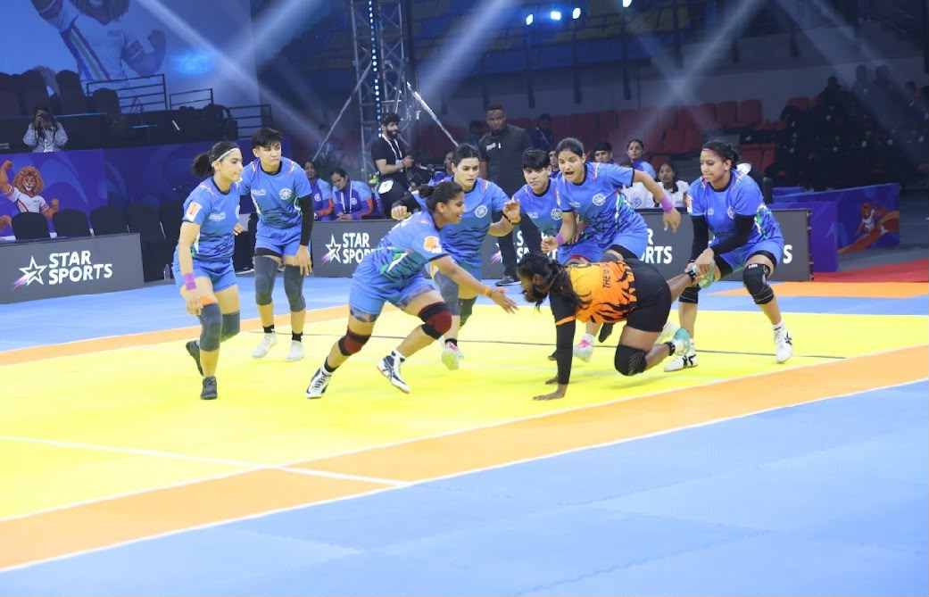 India men’s and women’s teams open campaigns with commanding victories