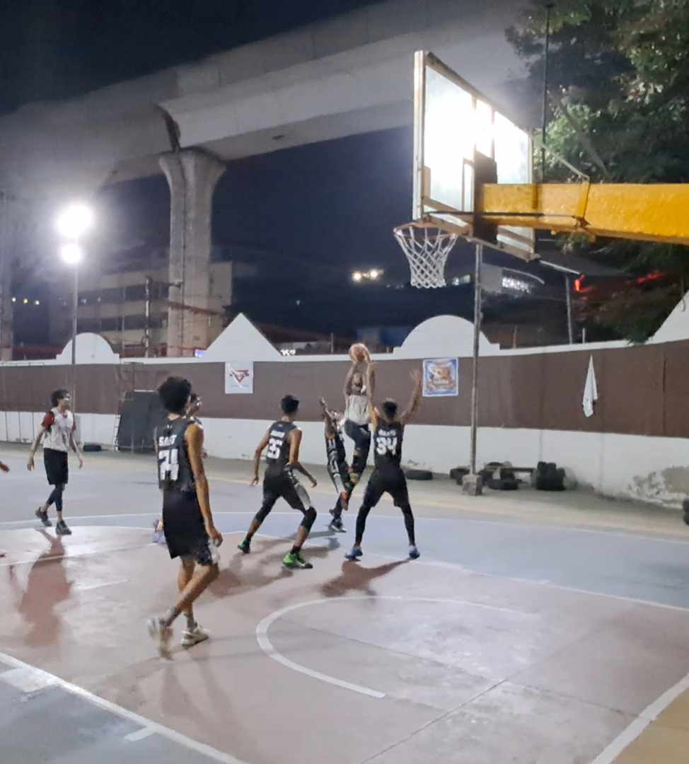 Greyhounds manage to keep BITS at bay on way to 57-55 win; Phoenixes thrash BHEL