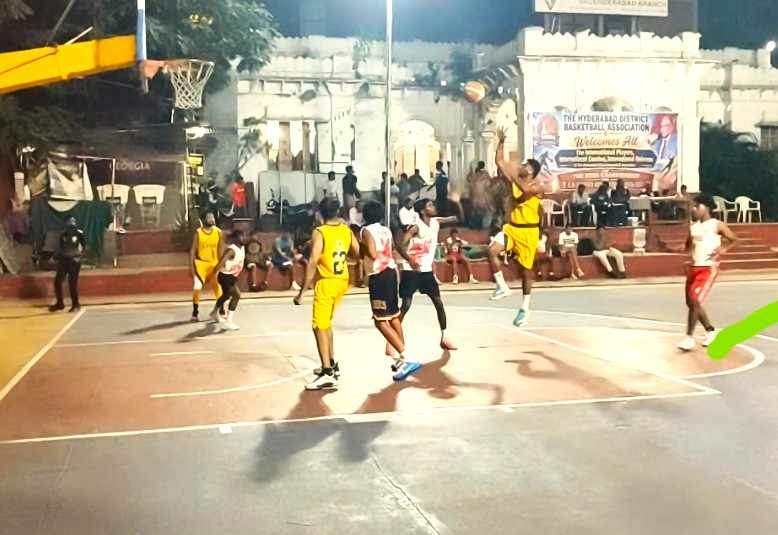 Saint’s breakaway in second half to down BHEL Cclub 75-50 in GM Sampath basketball