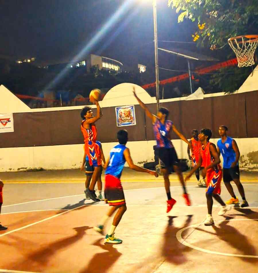 SBI pip Golden Phoenixes 64-61 and YMCA Hyderabad edge Young Men Guild 73-69