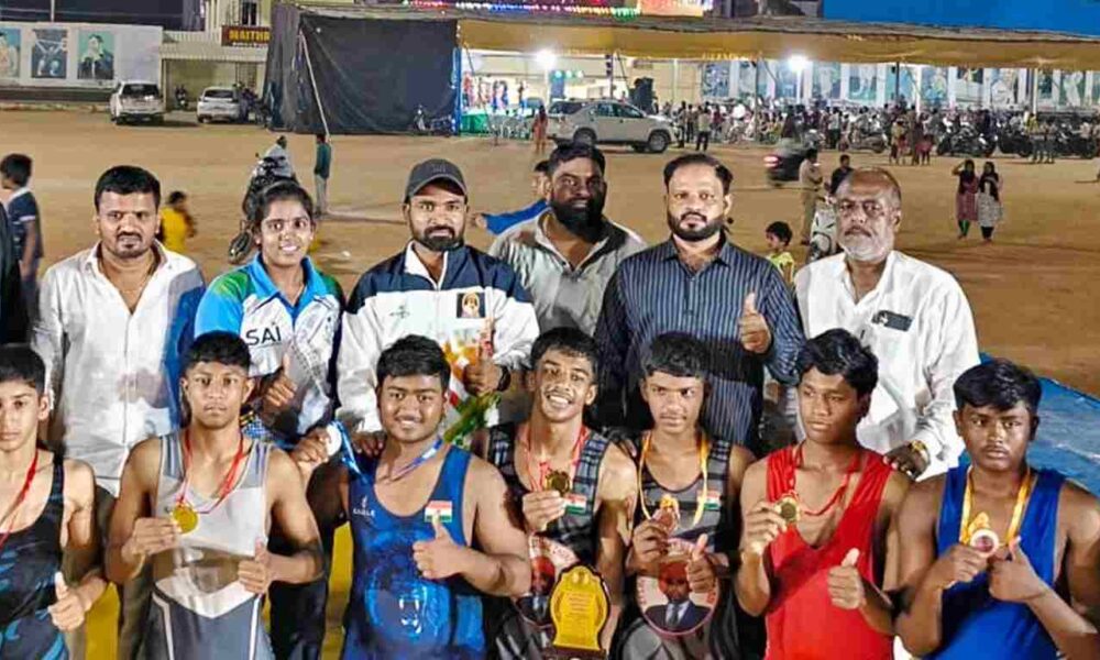 Hyderabad district wrestlers win Team Championship at SGF wrestling tournament