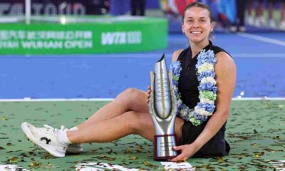 Maja Chwalinksa with her Wuhan trophy